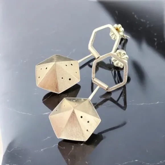 NEW Sterling Silver 3D Pentagon Pierced Earrings - Picture 1 of 4